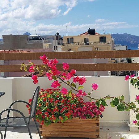 Elegant Apartment In The Heart Of Heraklion ภายนอก รูปภาพ