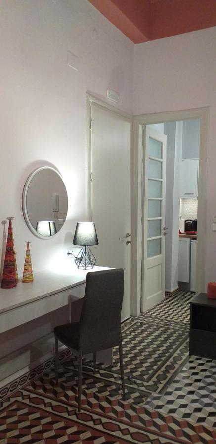 Elegant Apartment In The Heart Of Heraklion ภายนอก รูปภาพ