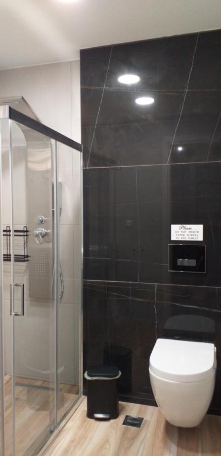 Elegant Apartment In The Heart Of Heraklion ภายนอก รูปภาพ